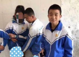 四中校服图片,四中校服风采展示