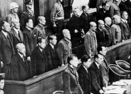 东京审判的背景和特点,战后国际正义的审判与反思