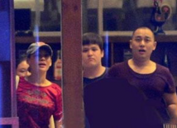 宁静儿子的照片